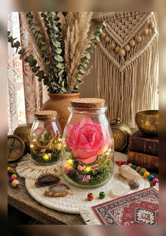 Rose lumineuse en flacon