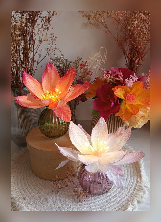 Fleur lumineuse Lotus petit modèle
