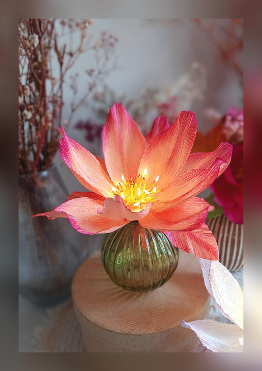 Fleur lumineuse Lotus petit modèle