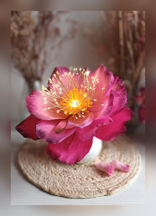 Fleur lumineuse grand format